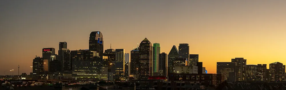 The Dallas, Texas, skyline at dusk.