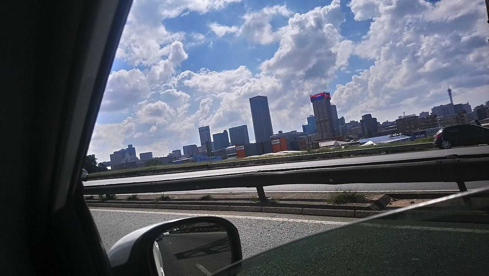 Johannesburg skyline in South Africa. Photo: Wikimedia Commons.
